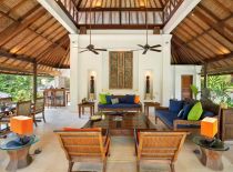 Villa Bunga Wangi, Living y comedor